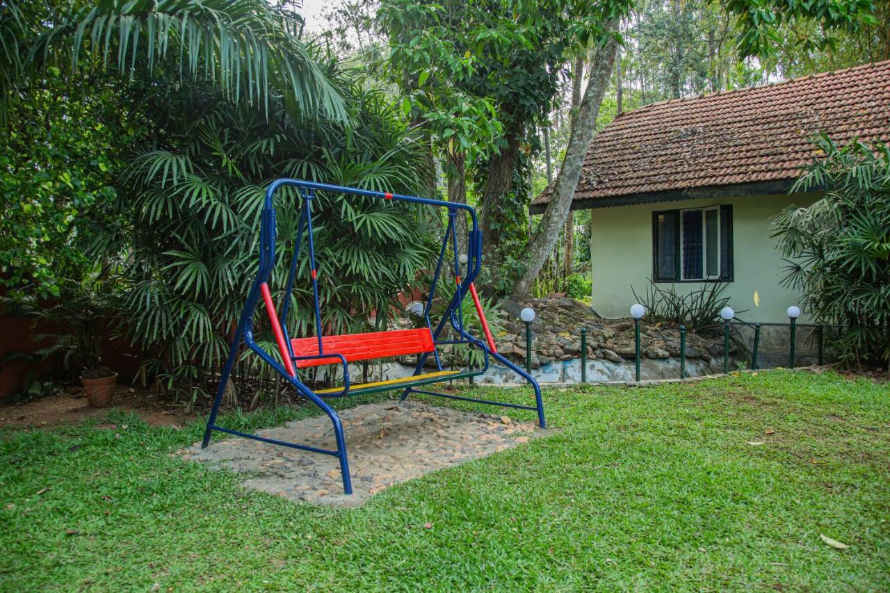 Orchid Trails Resort Sultan Bathery Buitenkant foto
