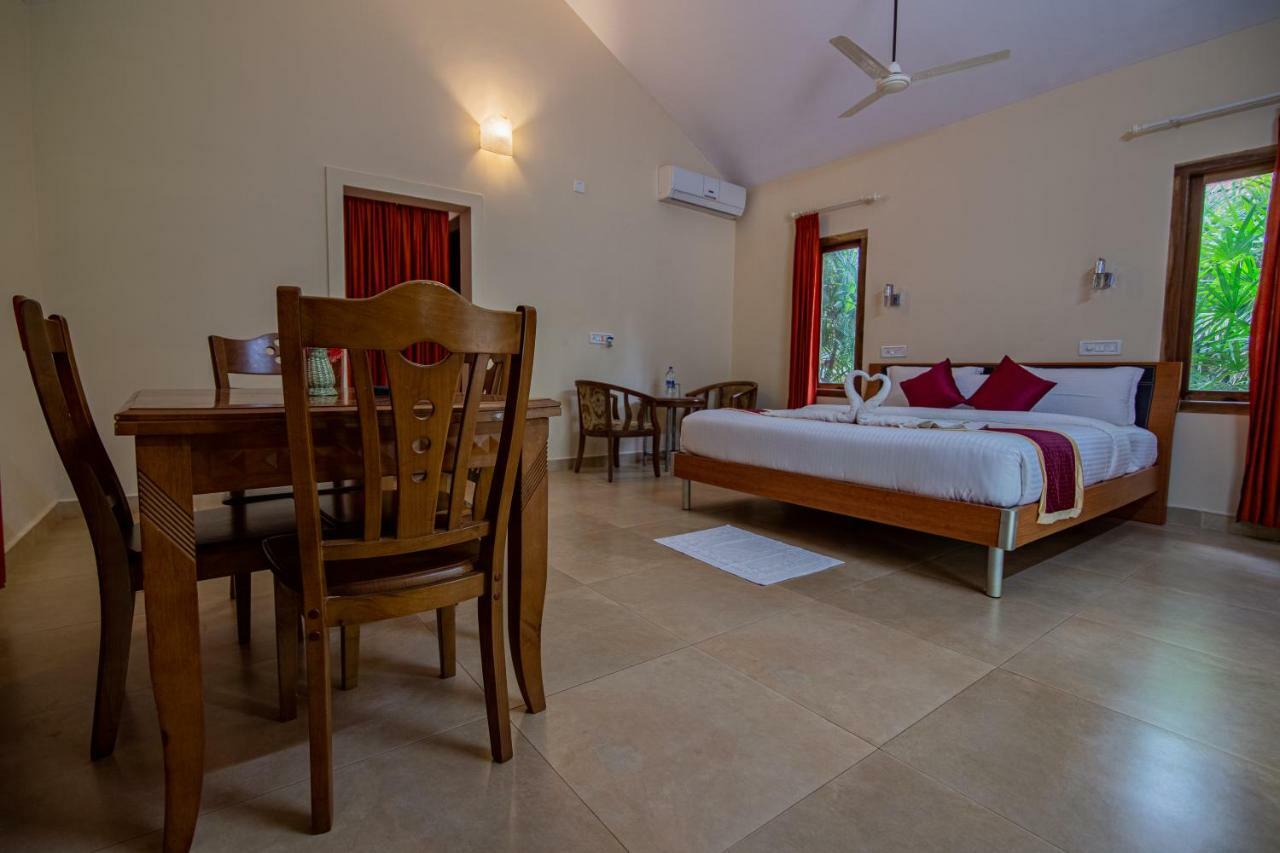 Orchid Trails Resort Sultan Bathery Buitenkant foto