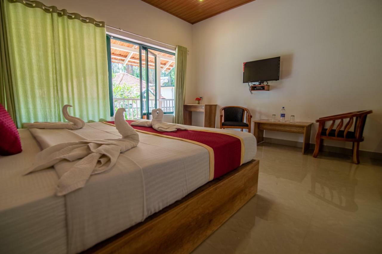 Orchid Trails Resort Sultan Bathery Buitenkant foto